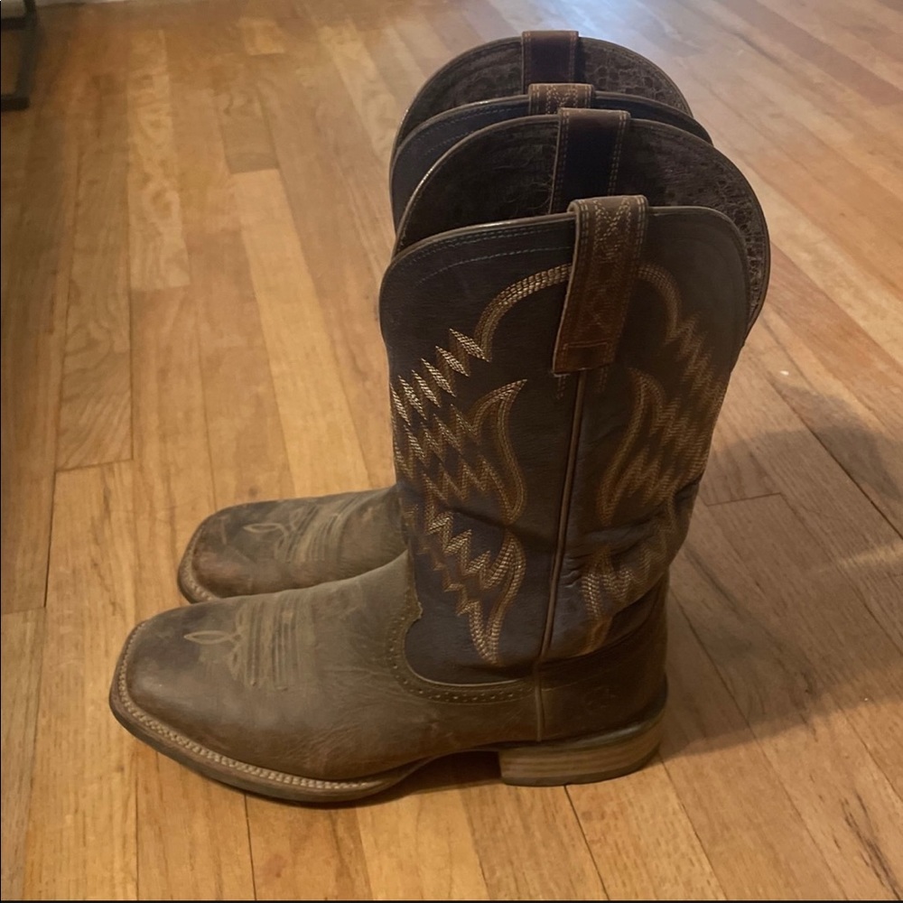 Ariat cowboy boots